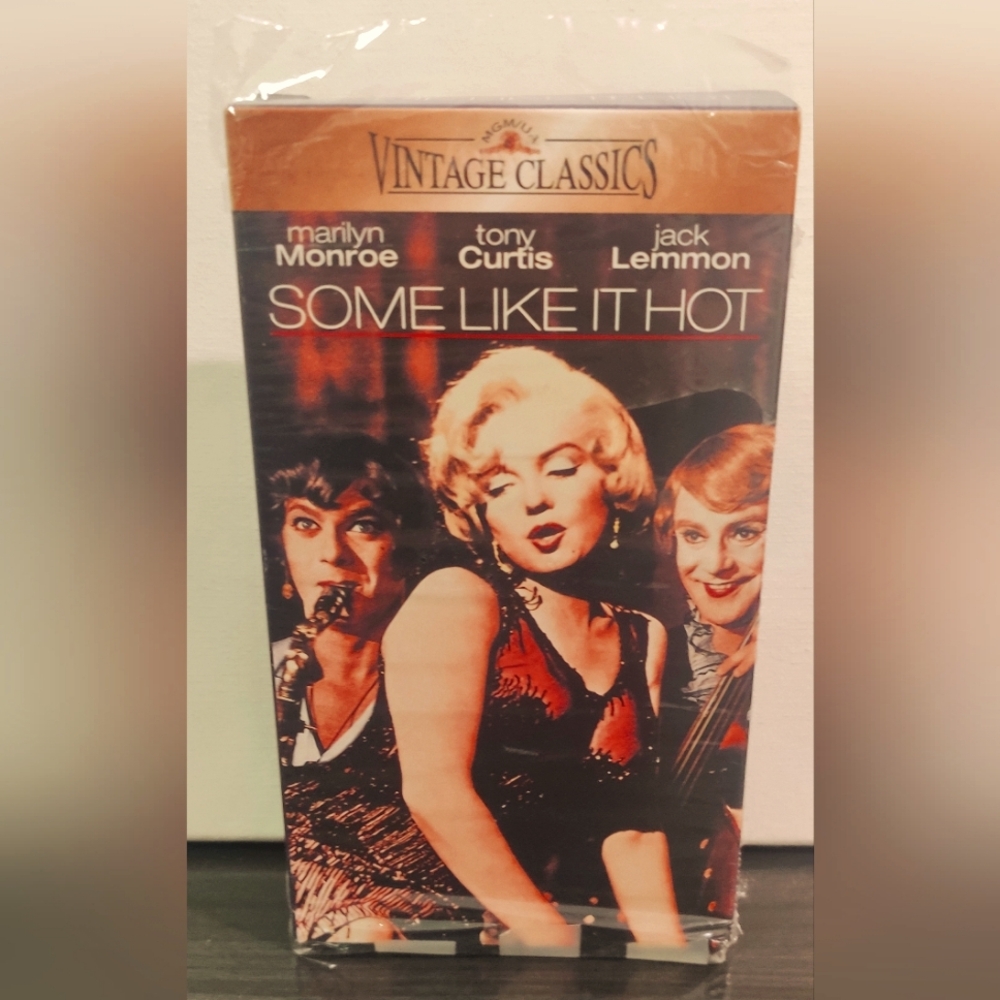 Marilyn Monroe VHS Some Like It Hot NEW SEAL Is Peeling